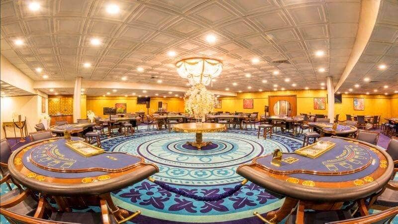 Club & Casino Entry